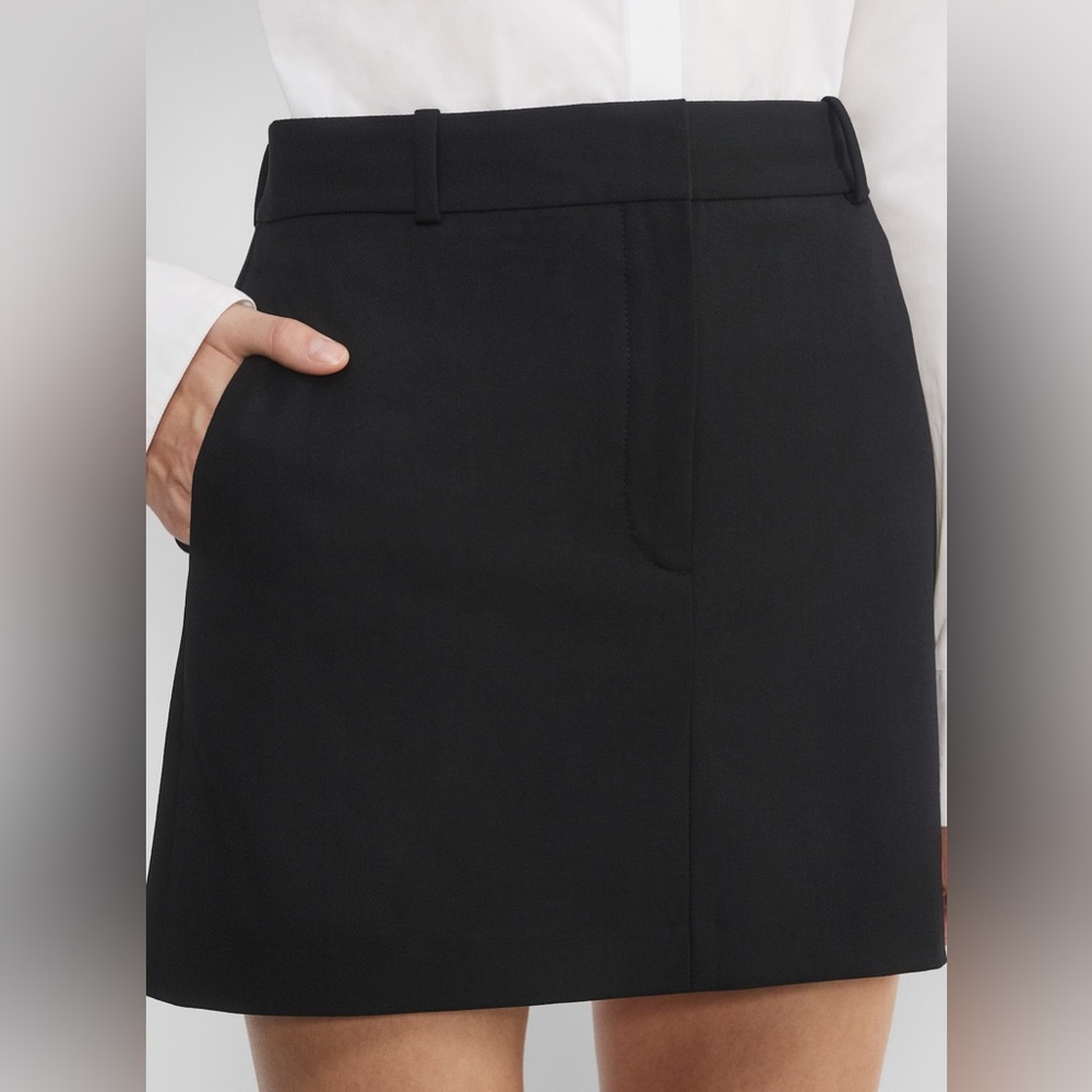 Aritzia Chisel Black Mini Skirt